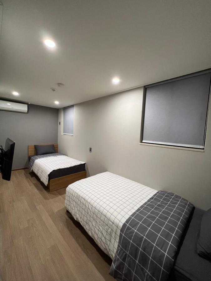 Hao Guesthouse In Hongdae Сеул Экстерьер фото