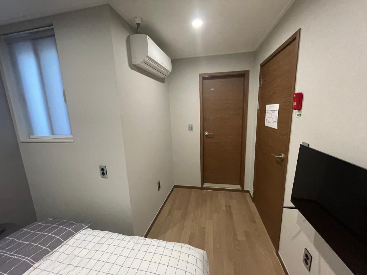Hao Guesthouse In Hongdae Сеул Экстерьер фото
