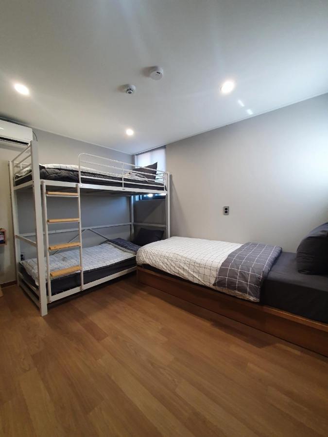 Hao Guesthouse In Hongdae Сеул Экстерьер фото